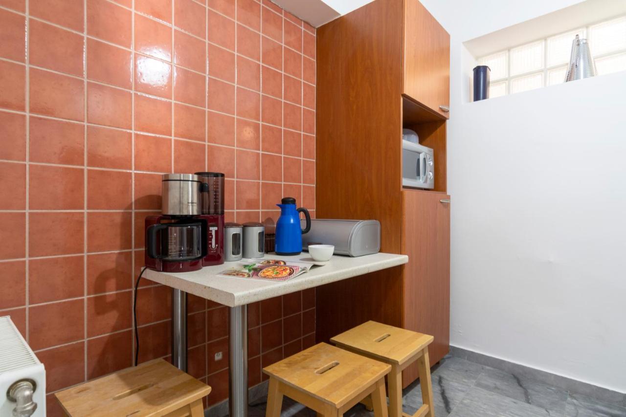 Central 3BD Apt. near Acropolis Atena Exterior foto